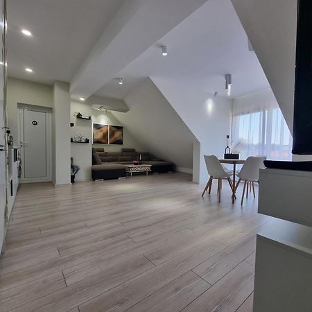 Mi 5 Apartman Rusze Kültér fotó